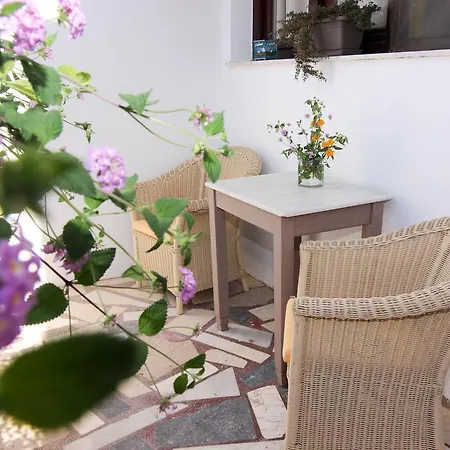 Eleonas Appartement *